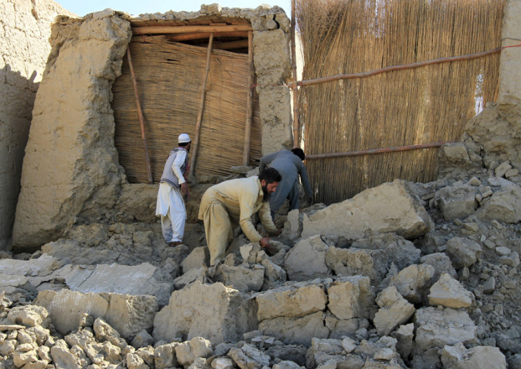 earthquake-rubble- 3484096k