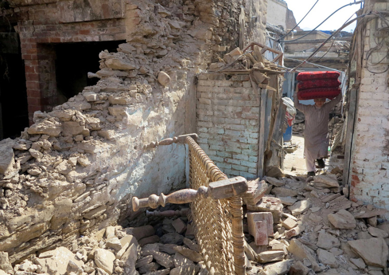 earthquake-rubble 3484103k